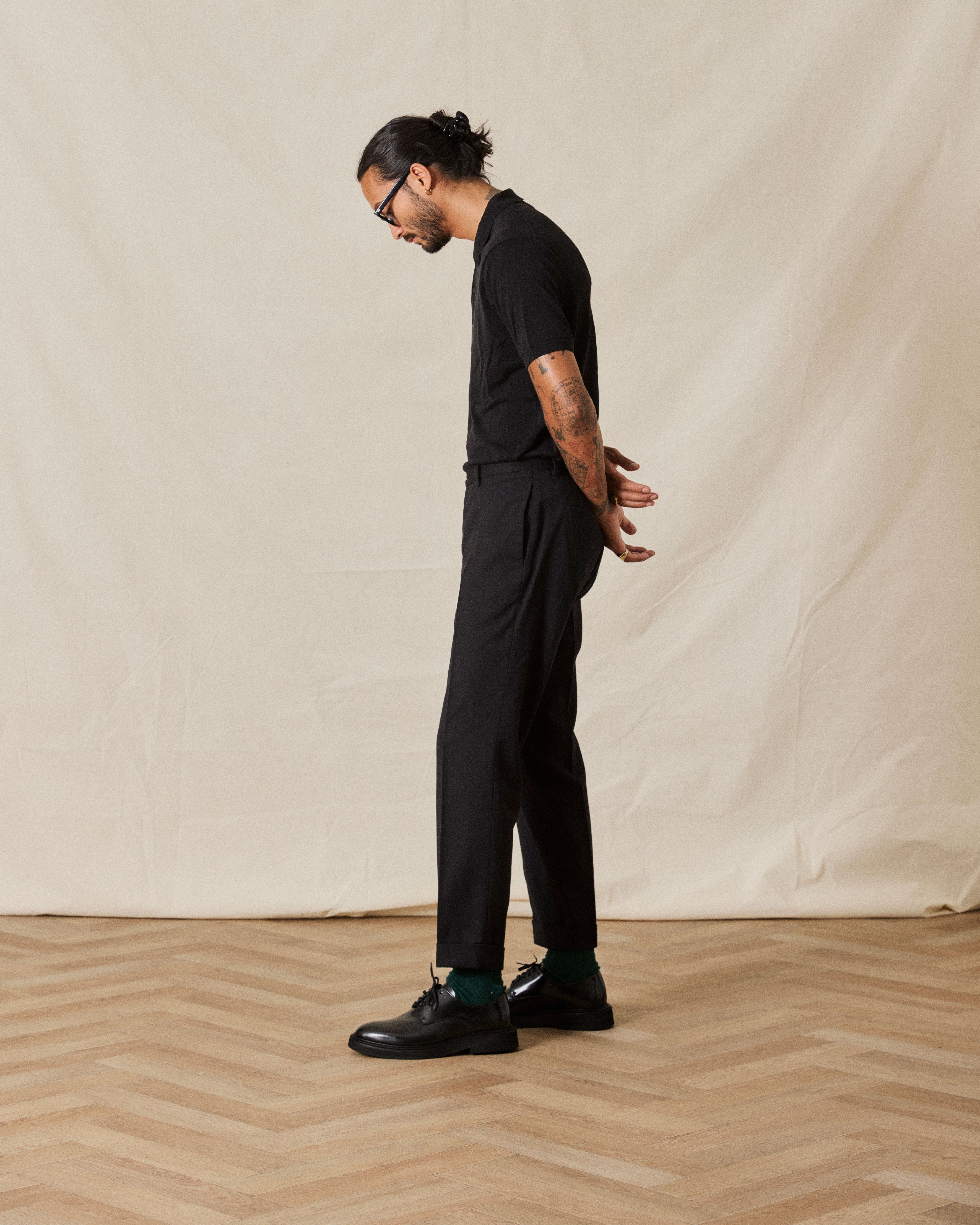 Officer derbee in black on model full figure