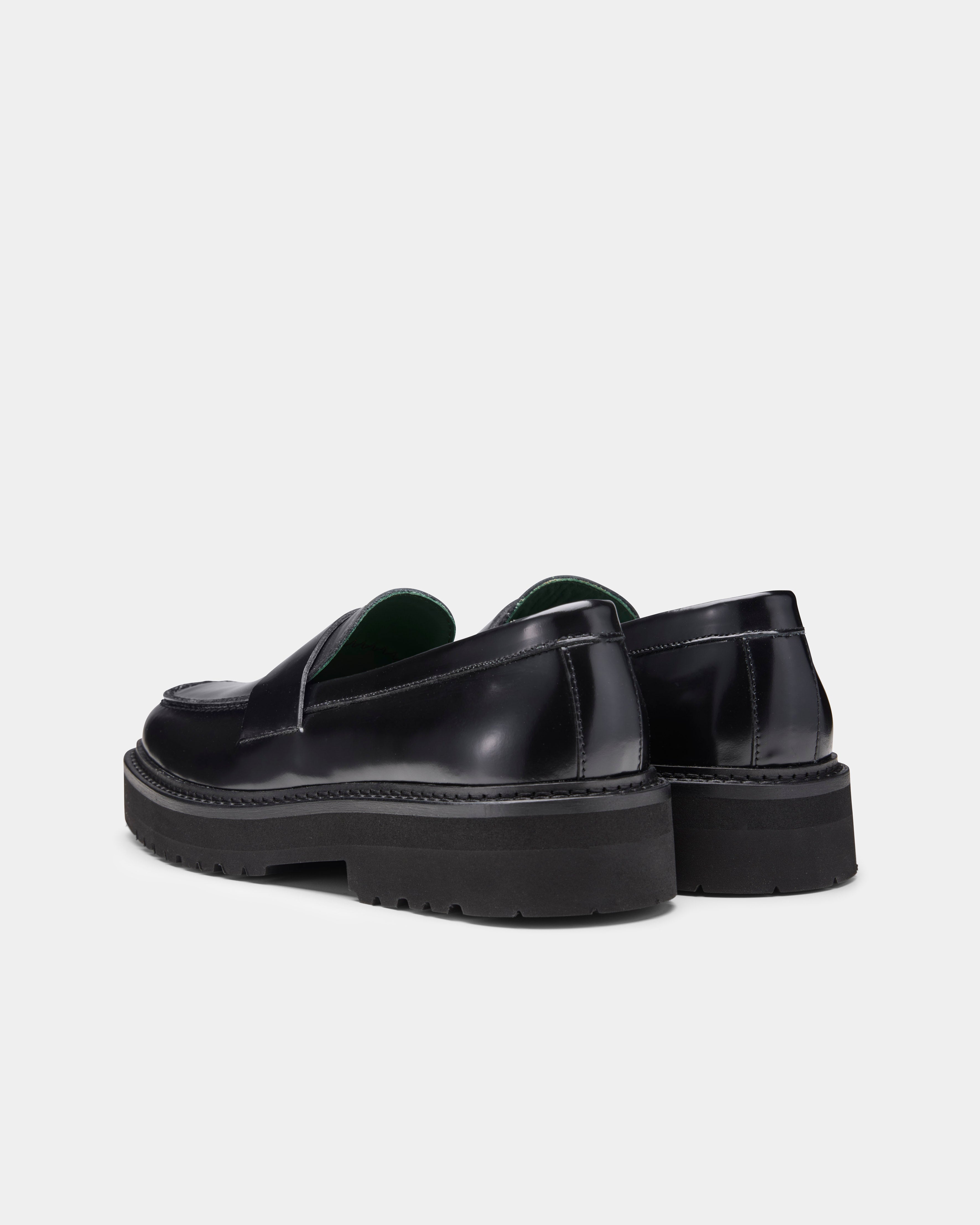 Peeters loafer in black from the back