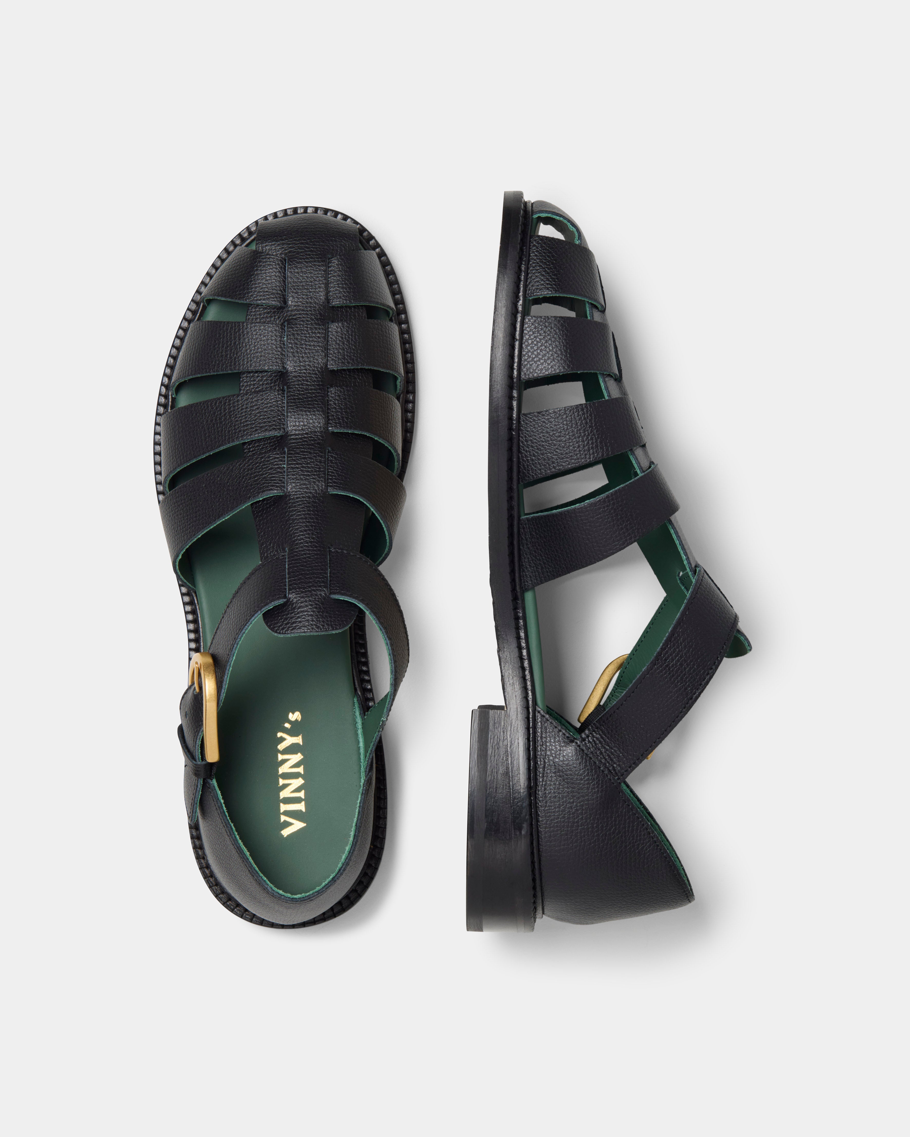 women's fisherman sandal in black grain leather