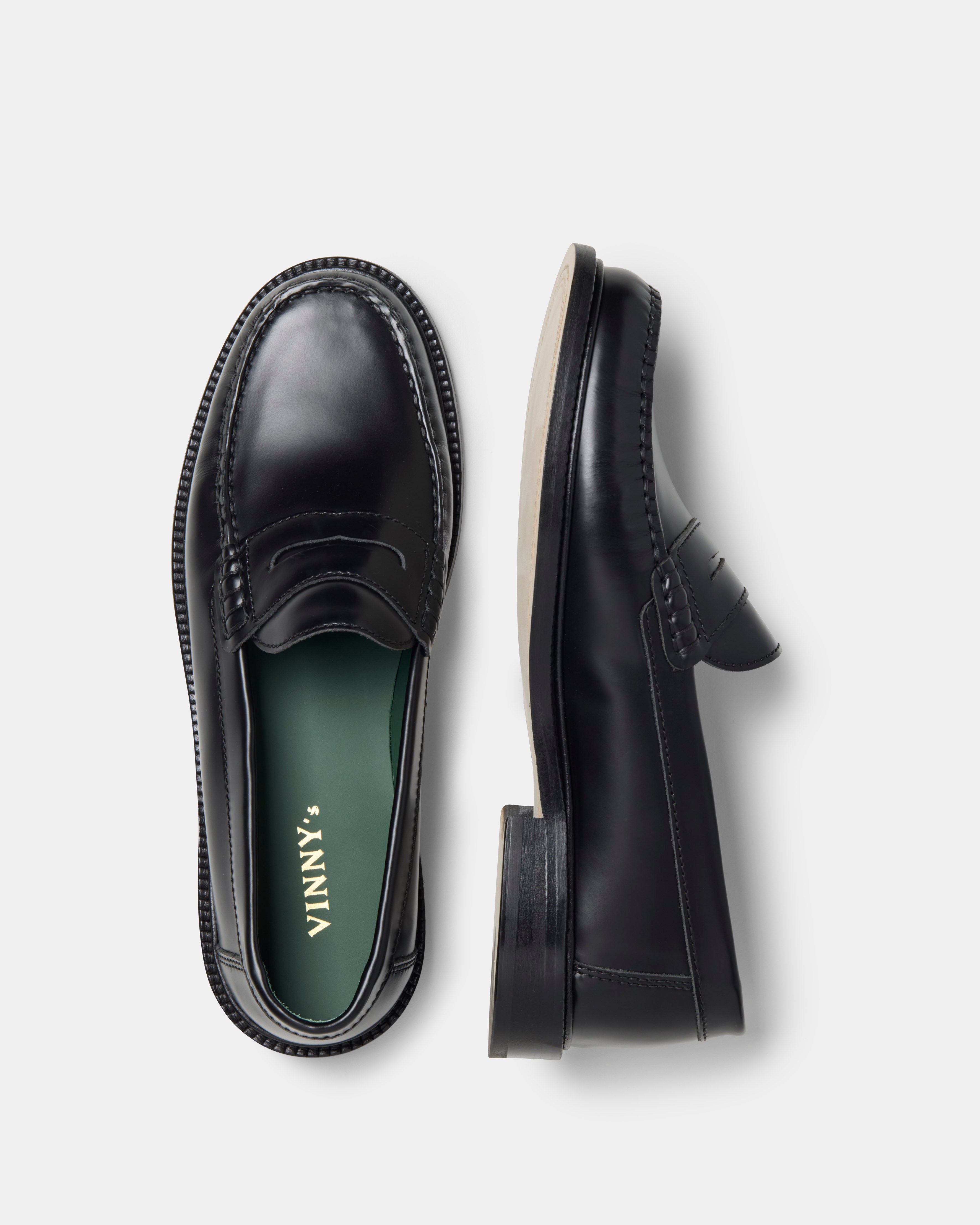 Women's yardee mocassin loafer in black