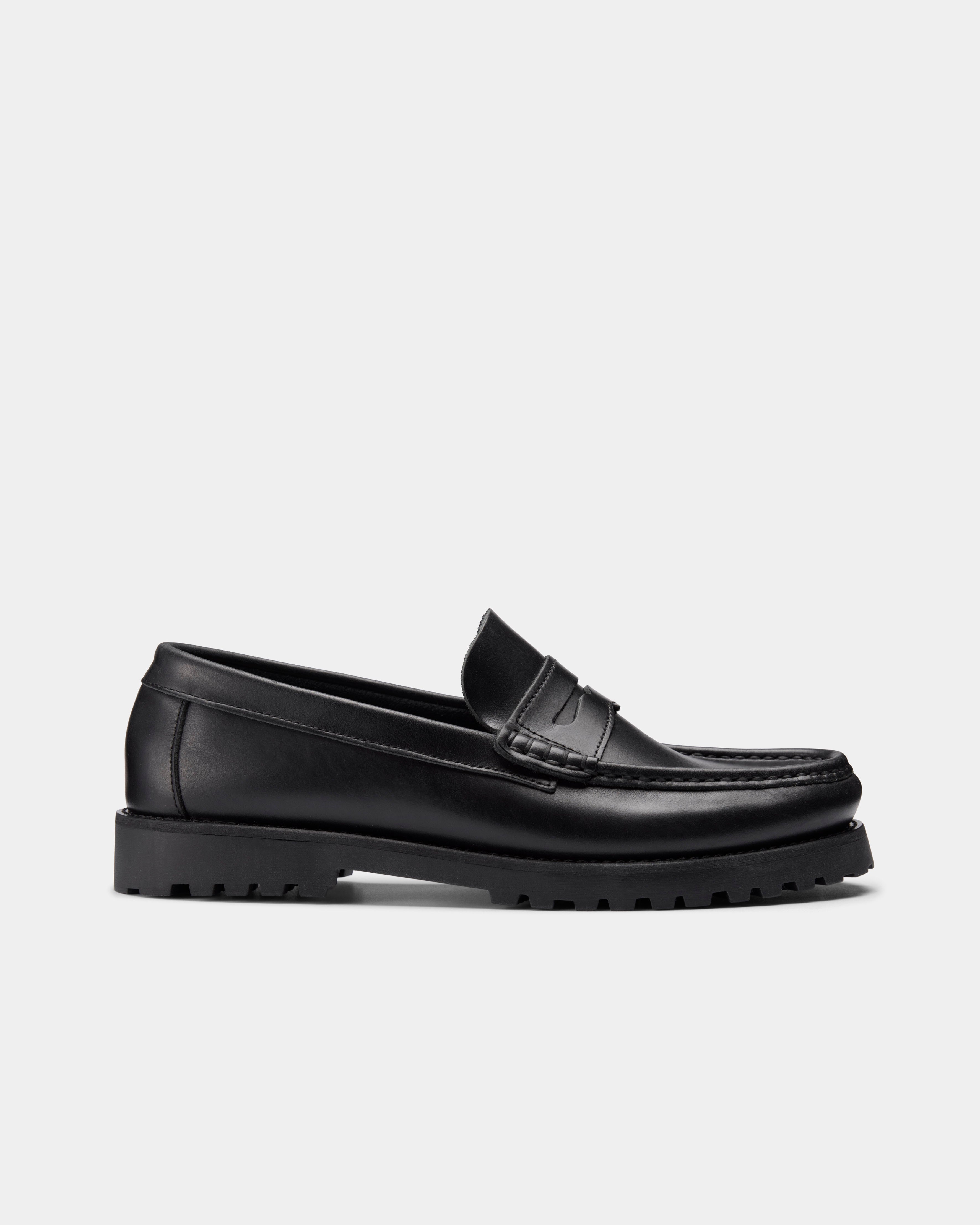 Lee loafer from the side 