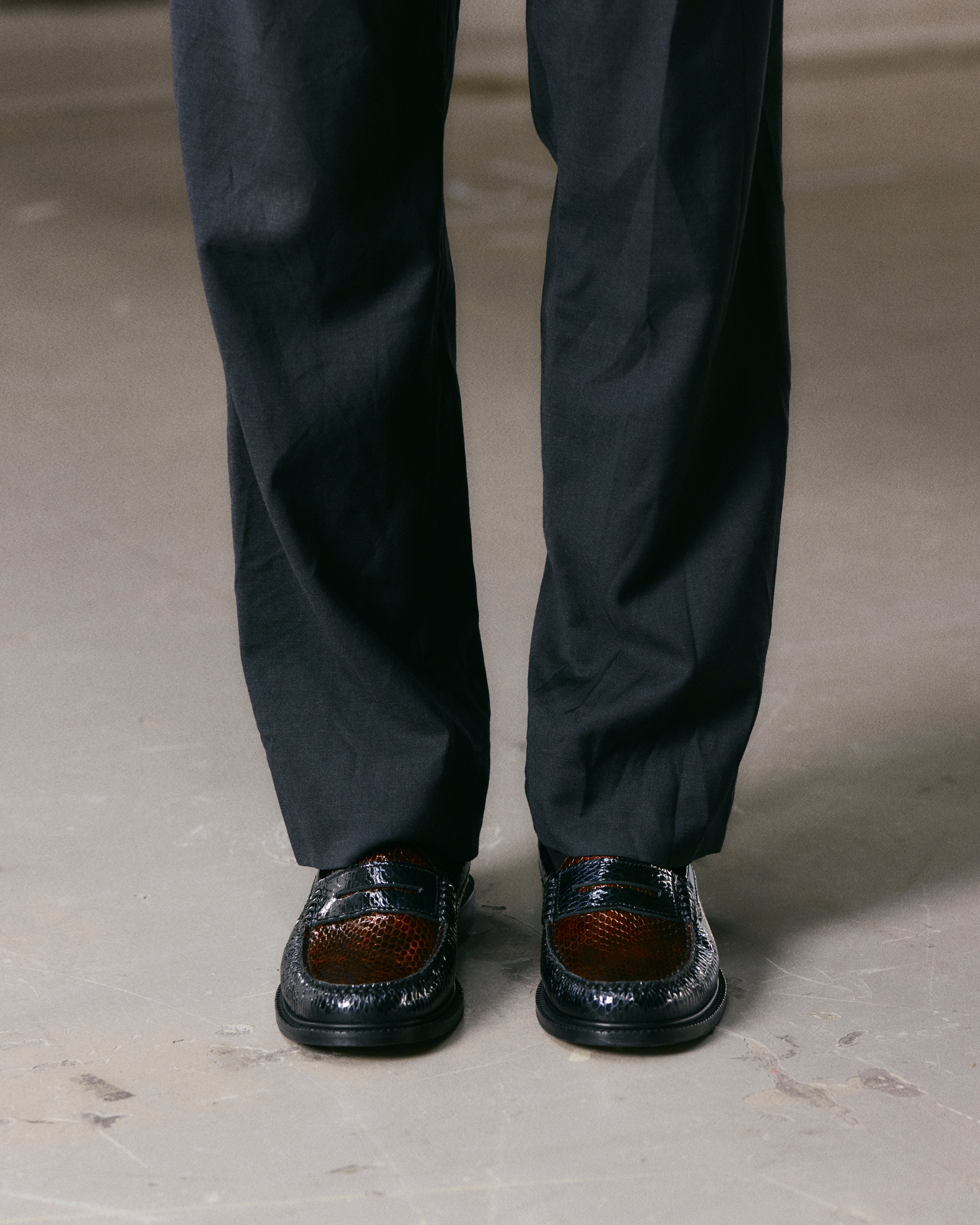 YARDEE TWO-TONE MOCCASIN LOAFER