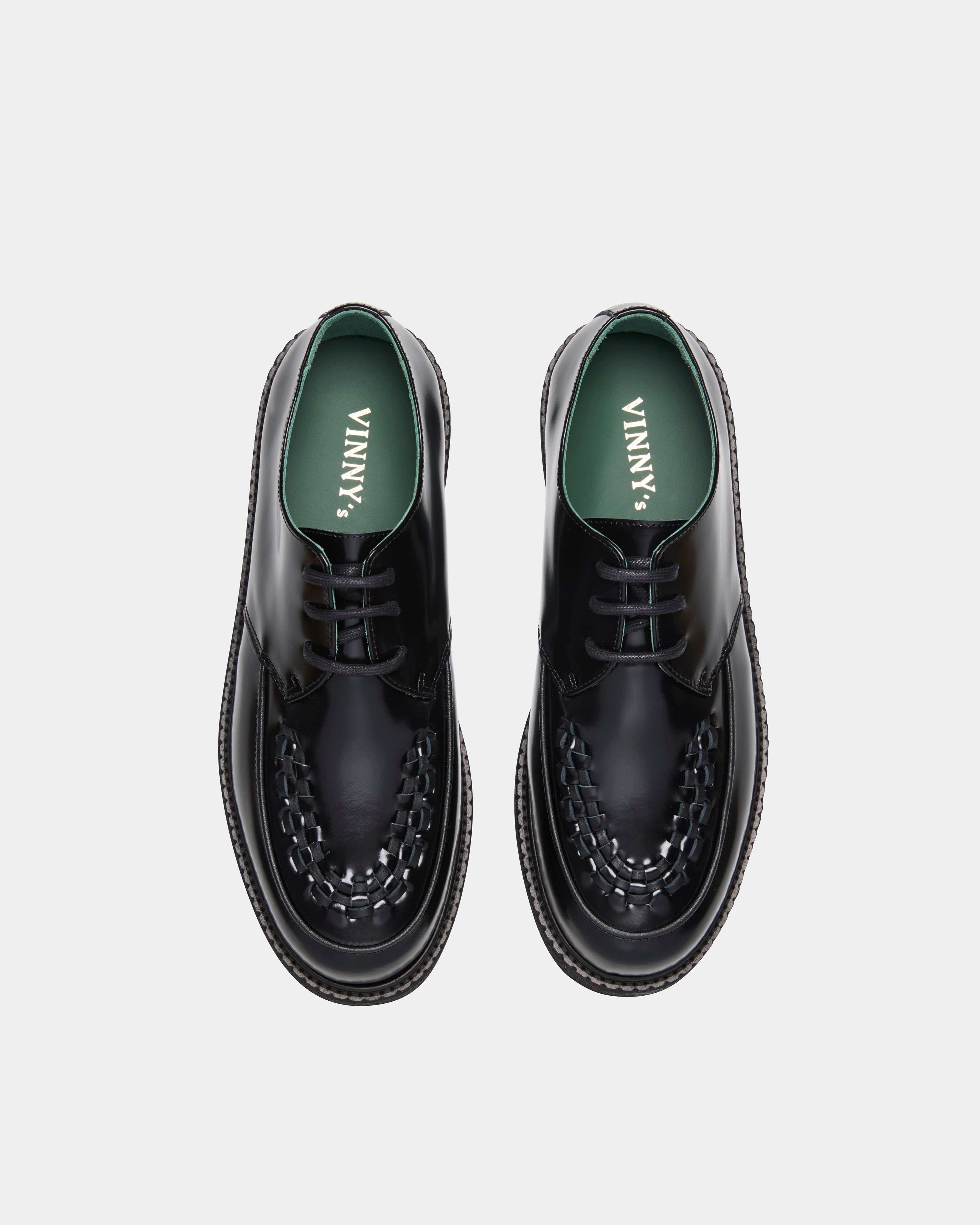 boat creeper in black from the top