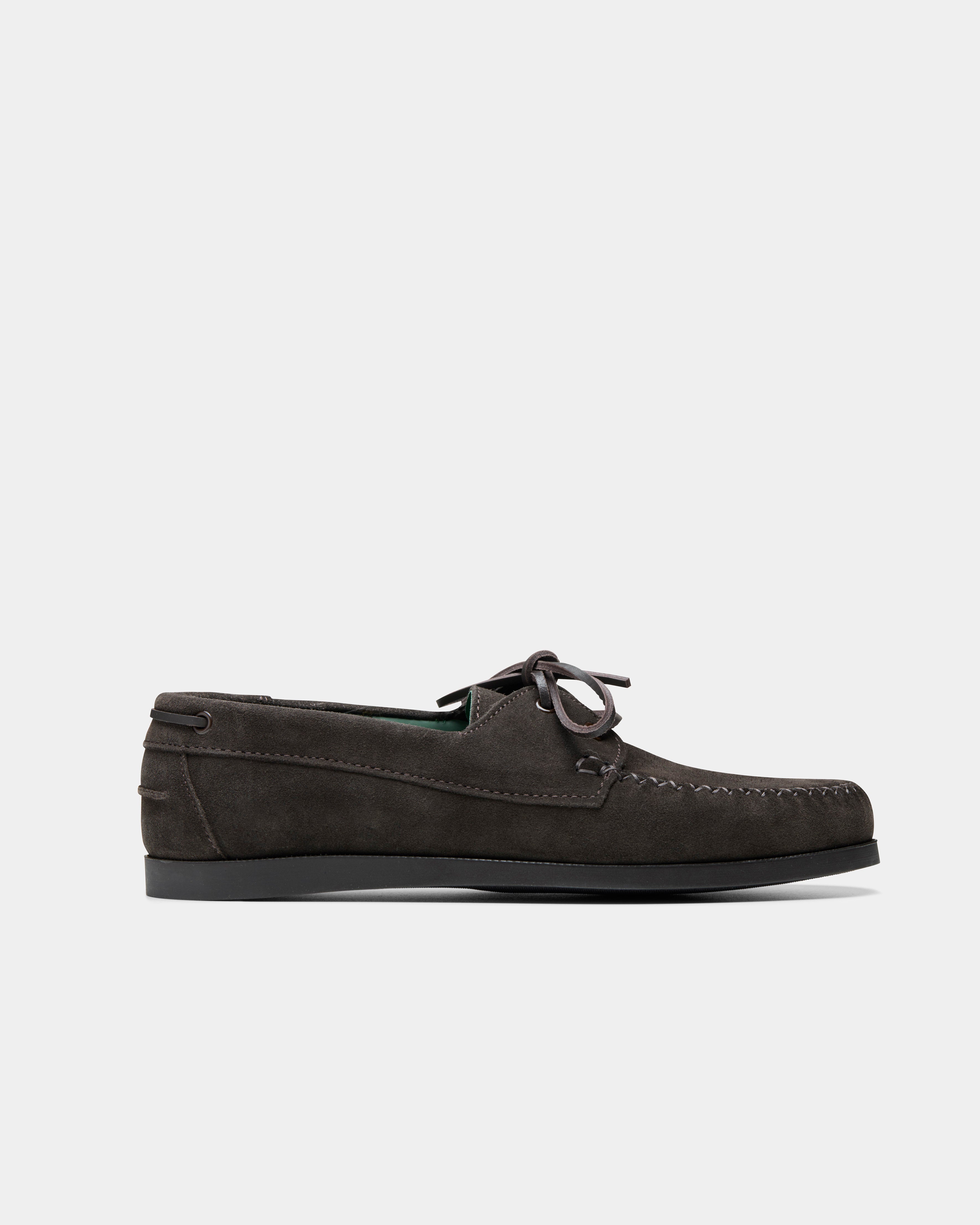 men's boatman in brown suede