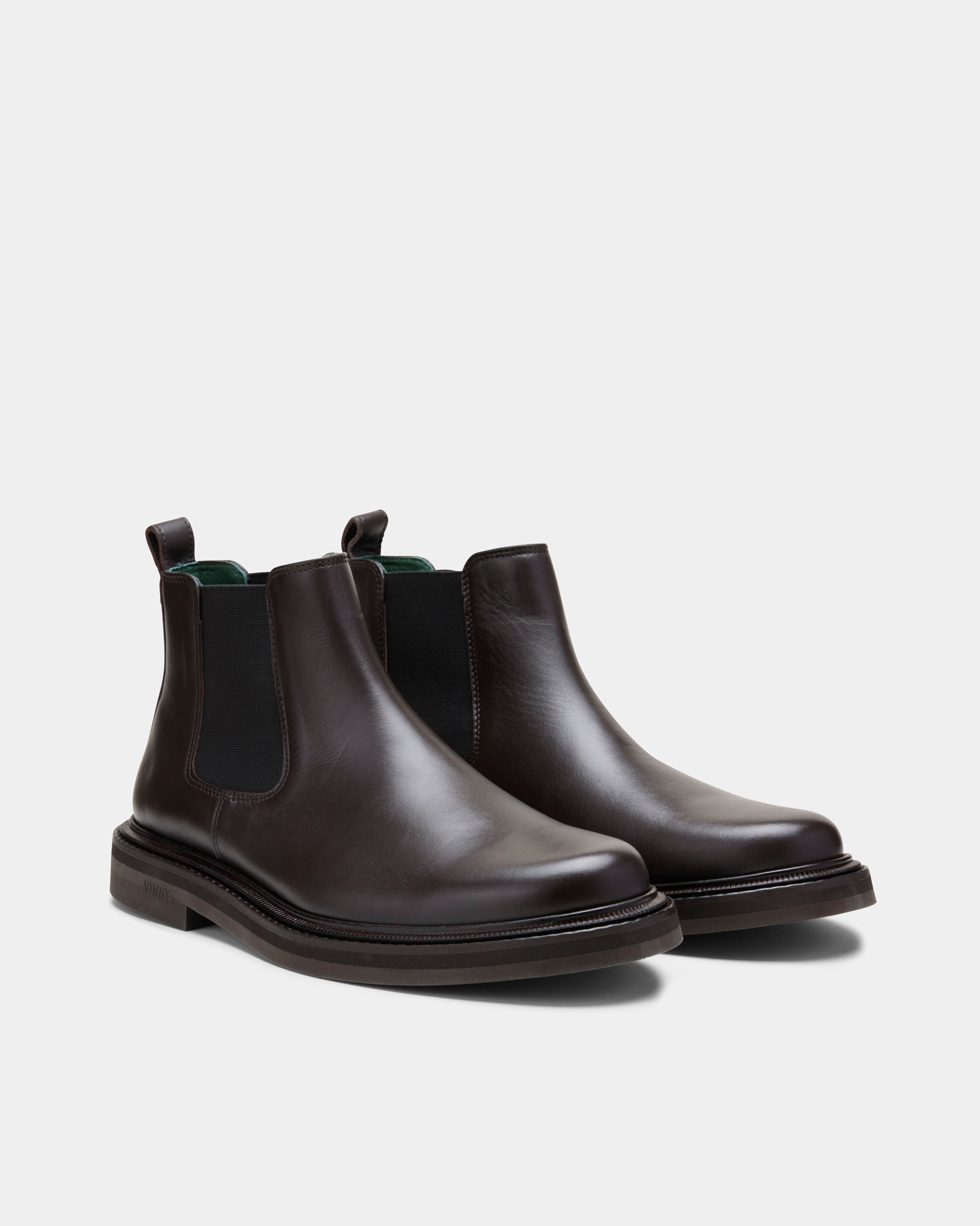 vinnee chelsea boot in brown for men