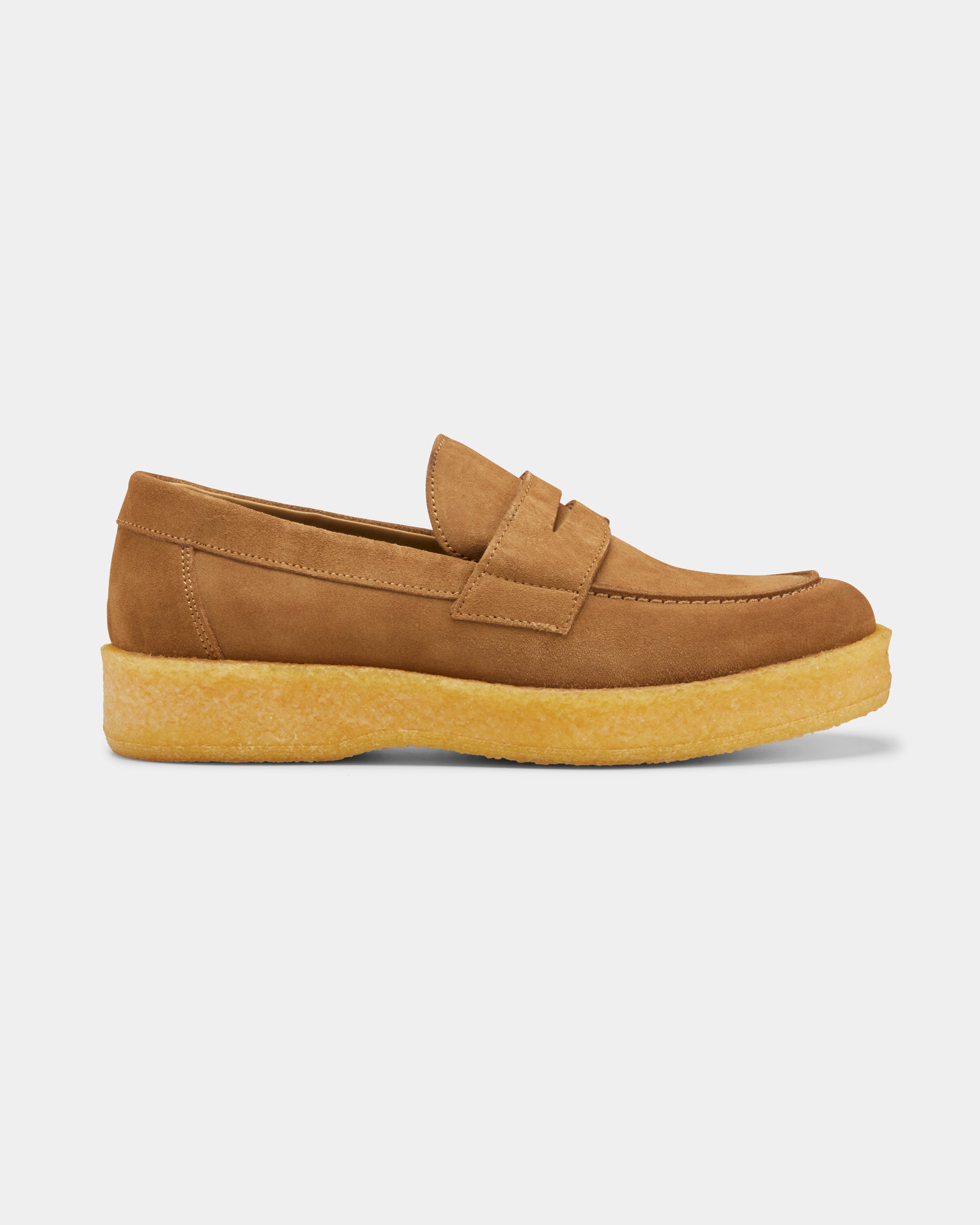 womens creeper in sand auede