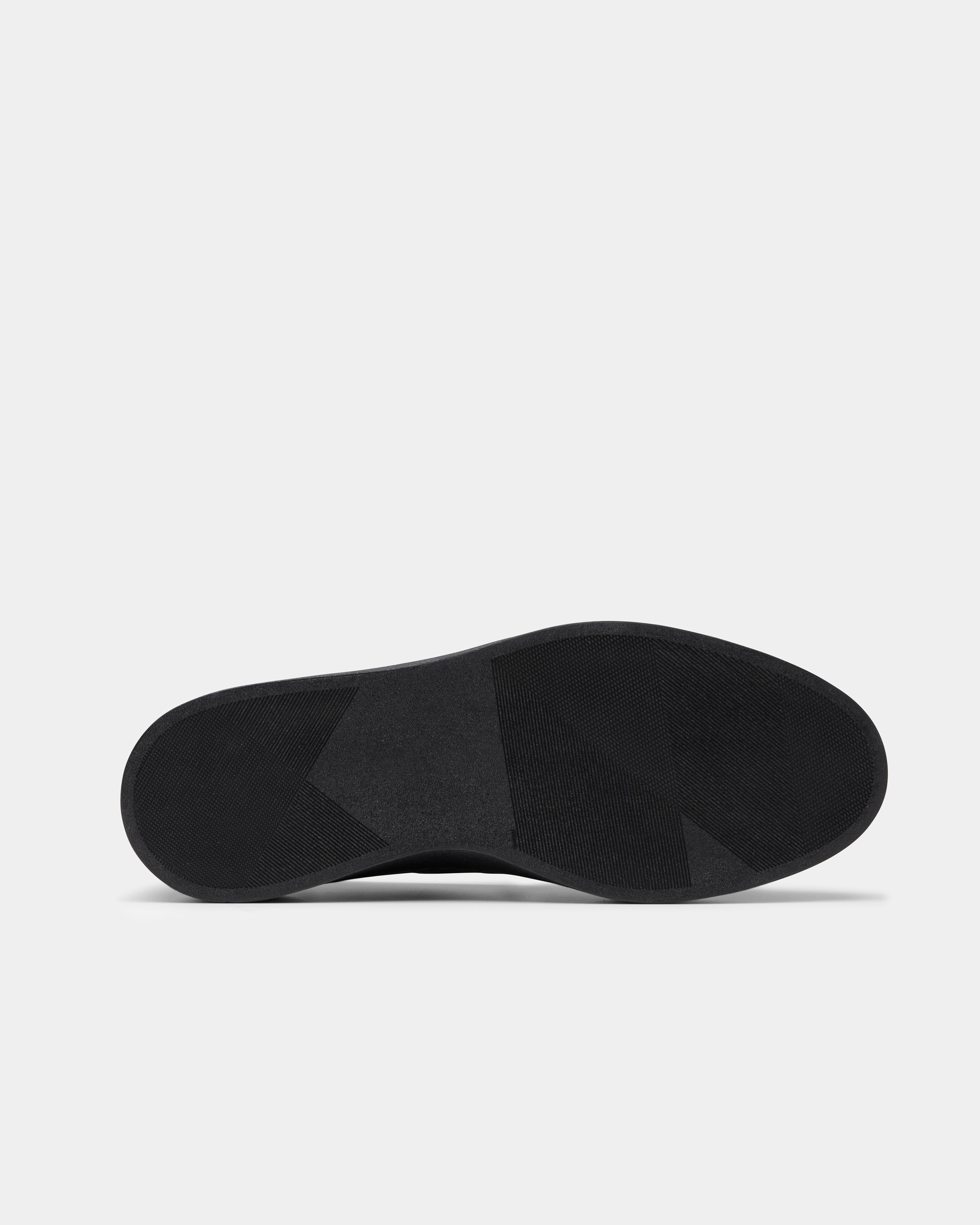 ezee in black suede