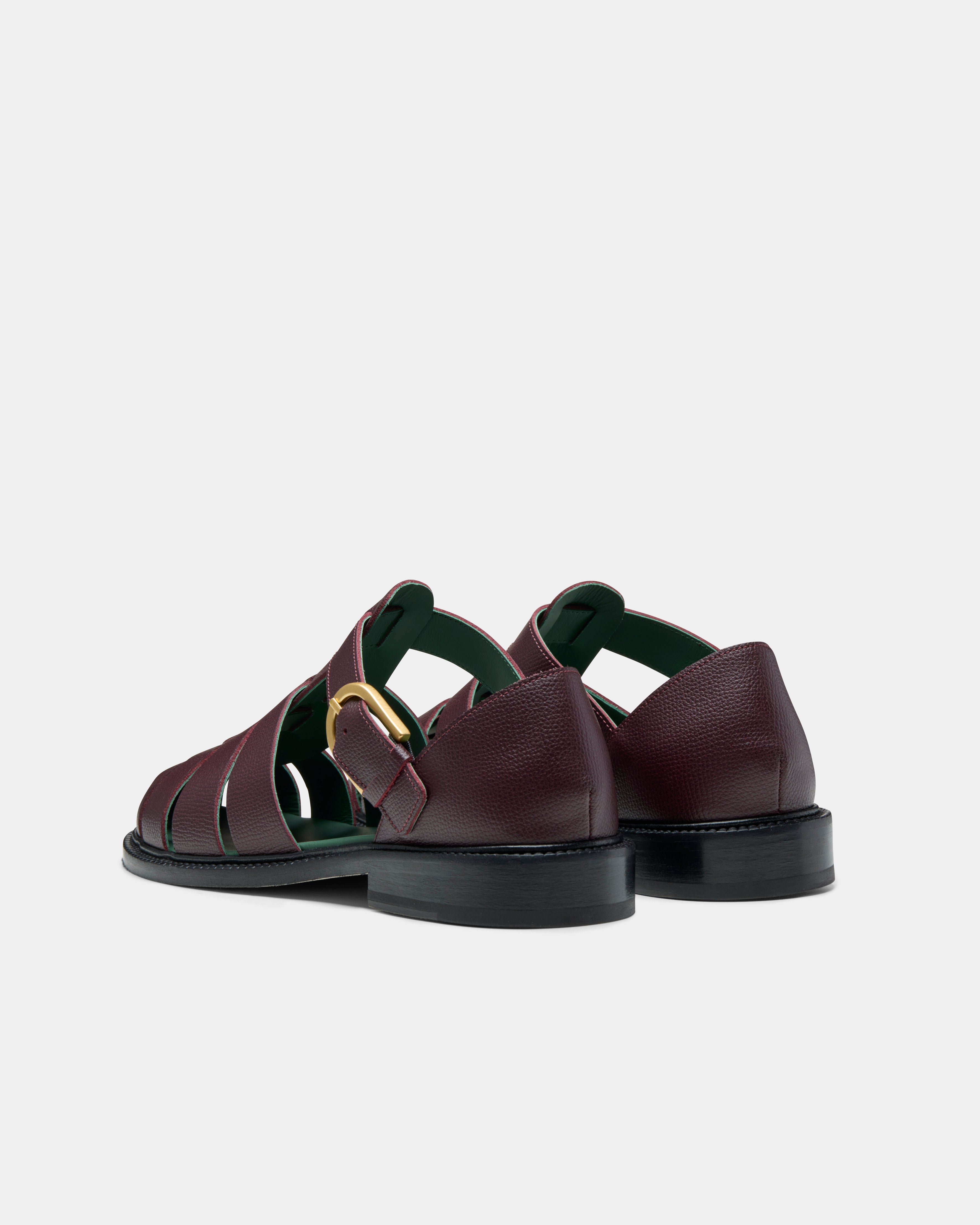 fisherman sandal in burgundy grain leather