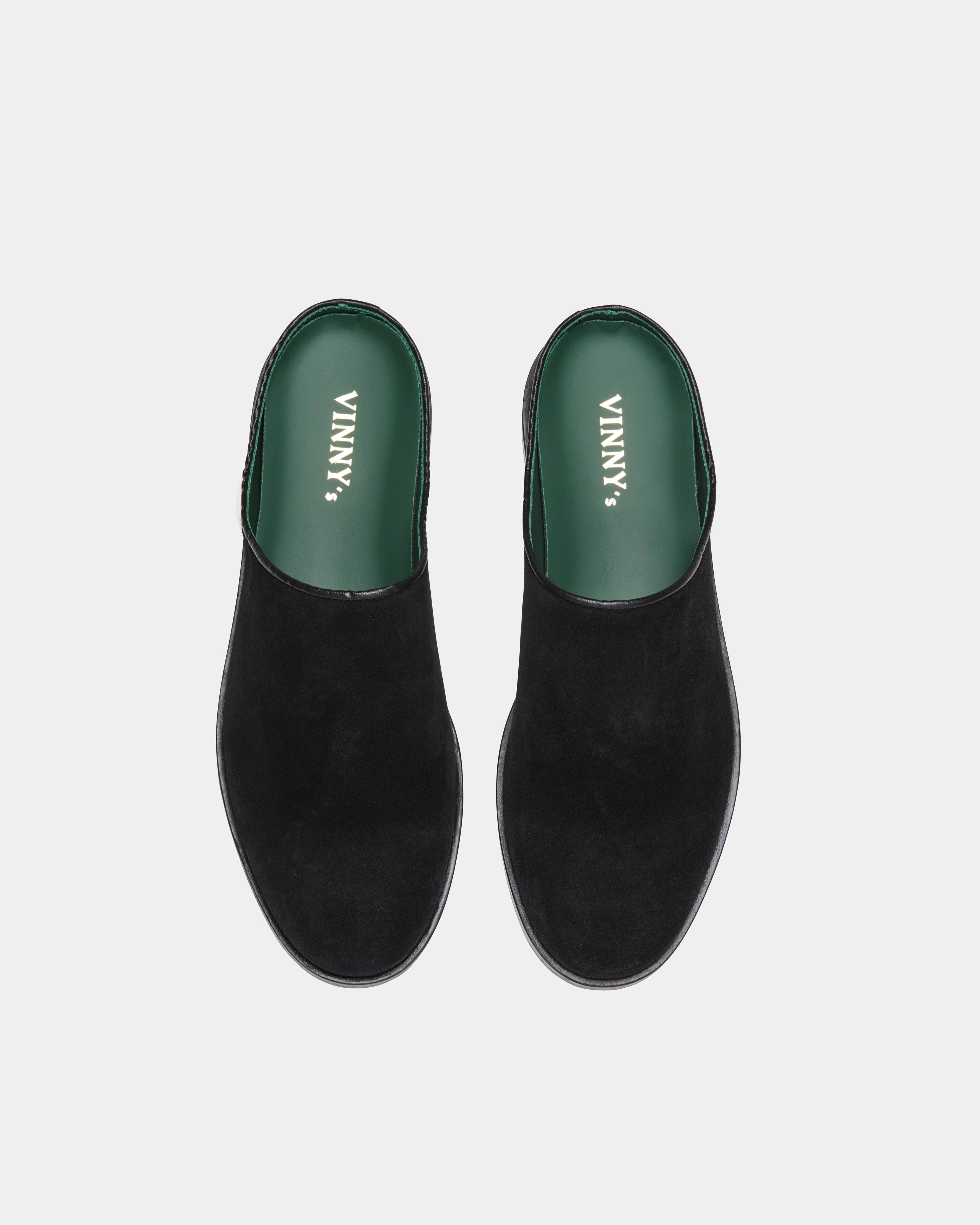 Gilles in black suede from the top