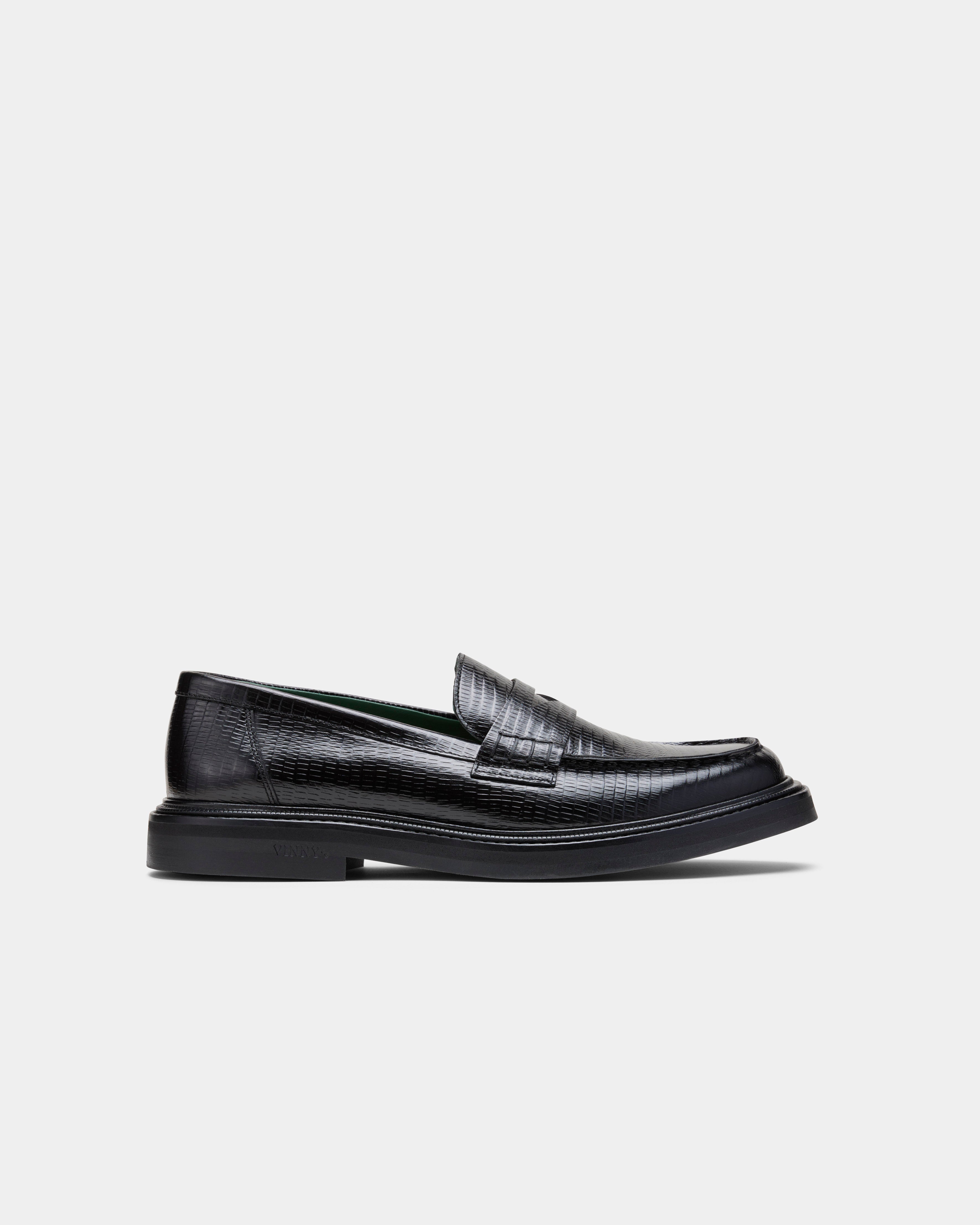 vinnee loafer in black lizzard pattern for women