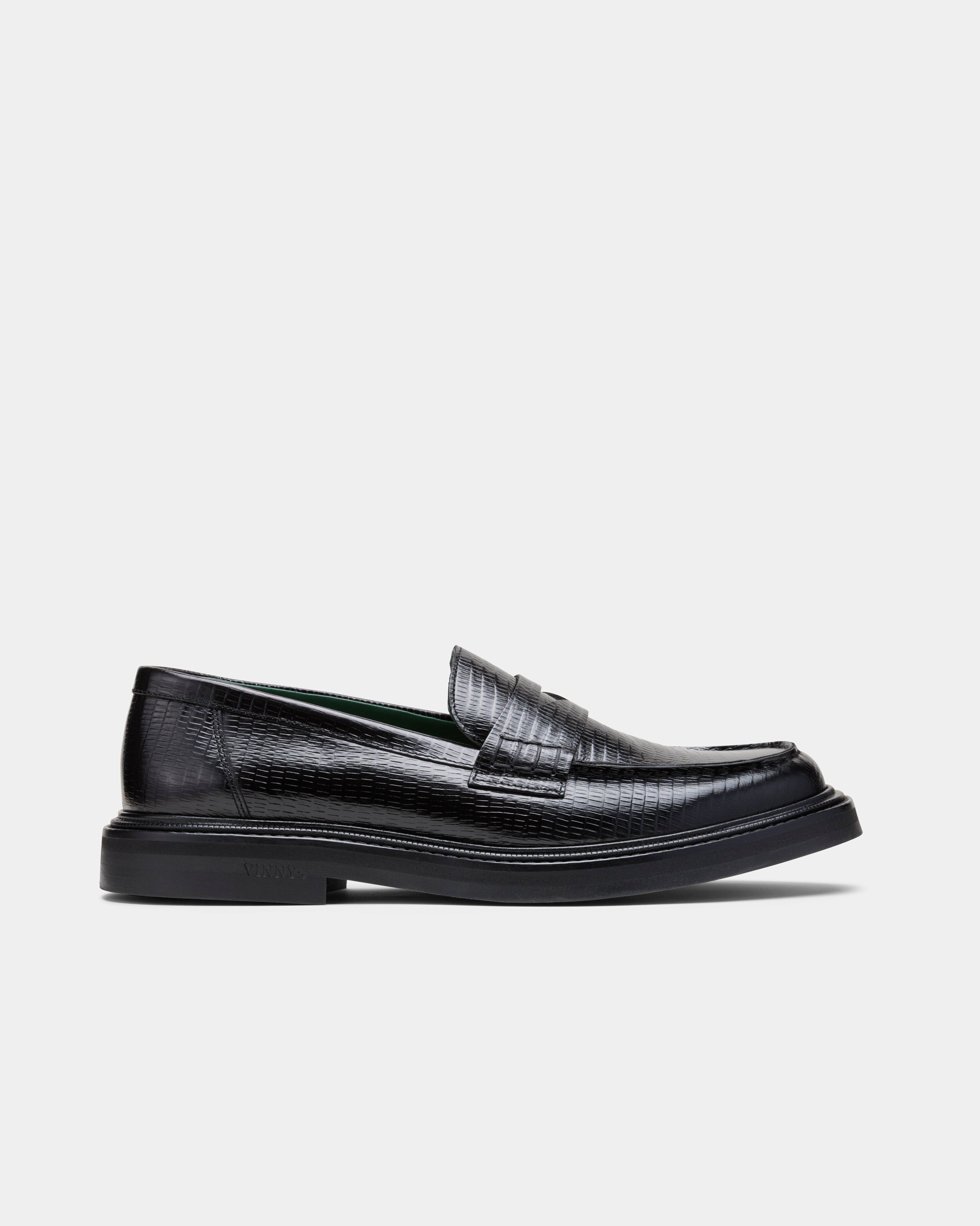 vinne loafer in black lizzard pattern