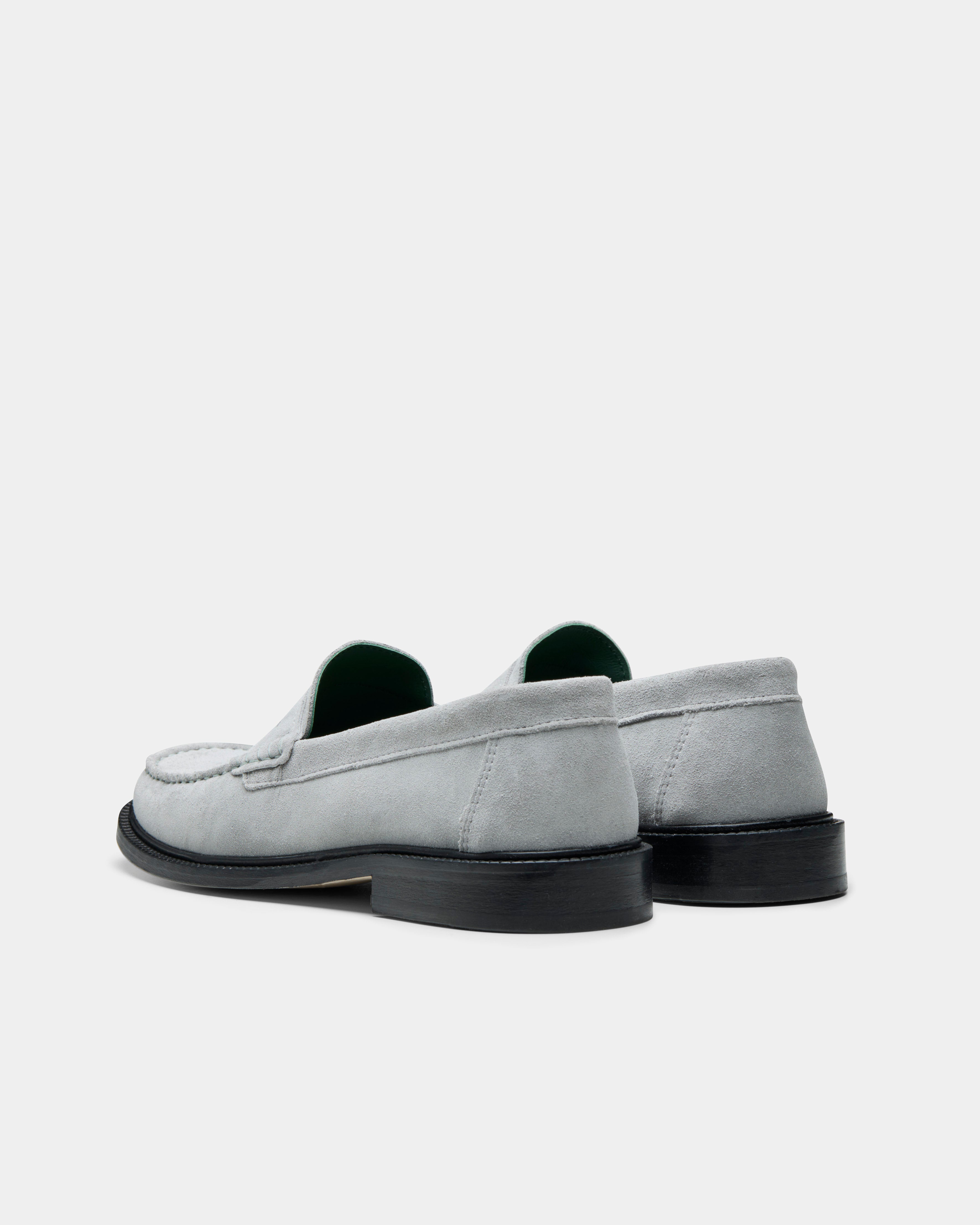 men's yardee loafer in grey suede